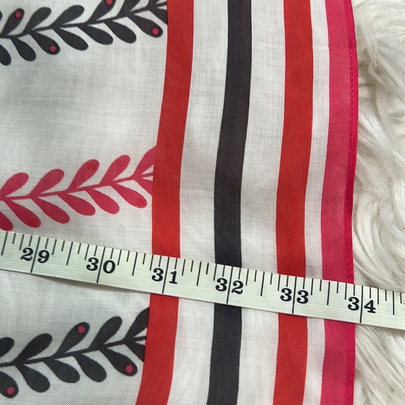 Talbots Womens 100% Modal Square Scarf Dancing Petals Square Scarf NWT - Picture 12 of 12